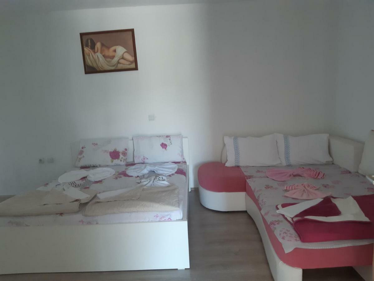 Apartments Ana Dojran Buitenkant foto