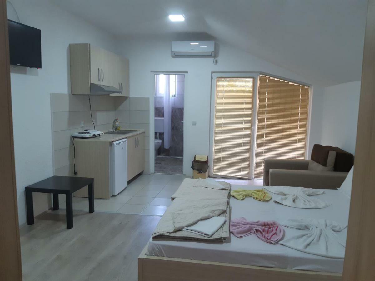 Apartments Ana Dojran Kamer foto